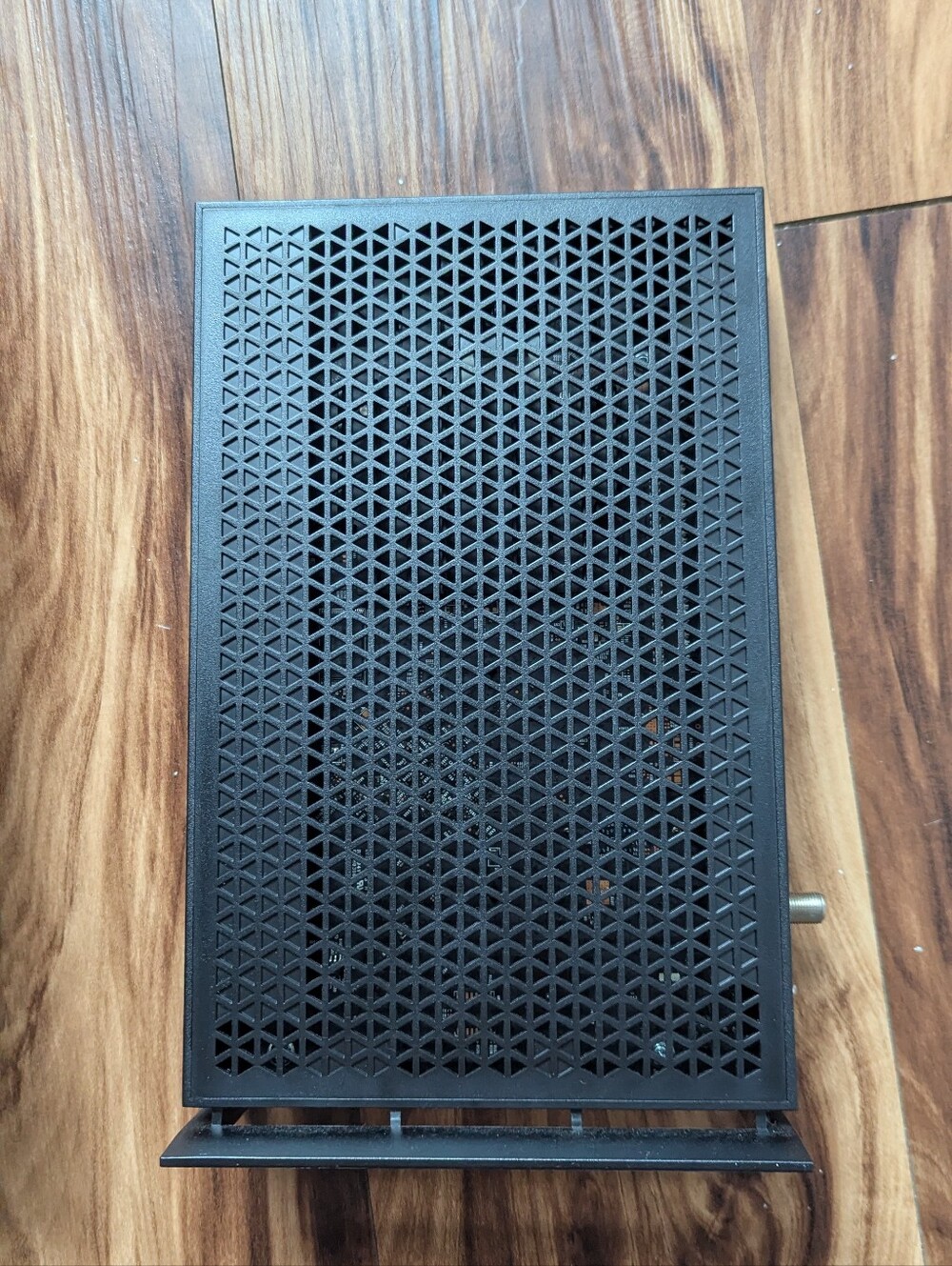 Netgear Modem/Router - Picture 8 of 11